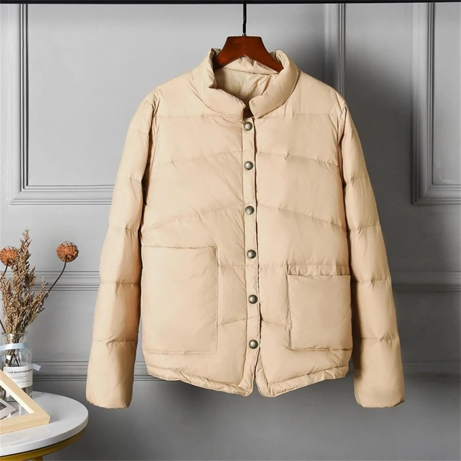 Mnjyihy Women Winter Lightweight White Duck Down Jacket Short Oversize Autumn Puffer Jacket Pocket Parkas